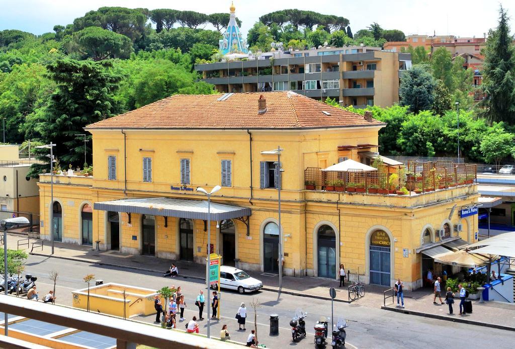 La Stazione Del Vaticano Rome Extérieur photo